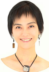 サカイ 優佳子様